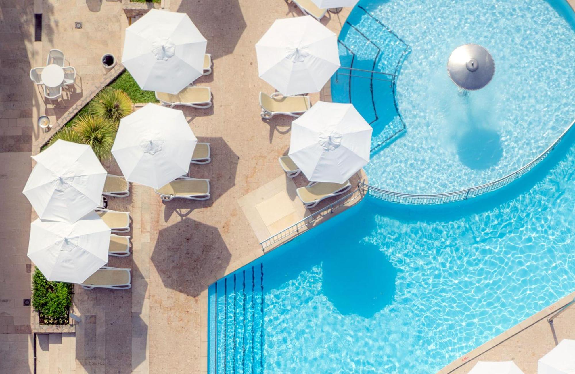 Bluesun Hotel Neptun Tučepi Exterior foto