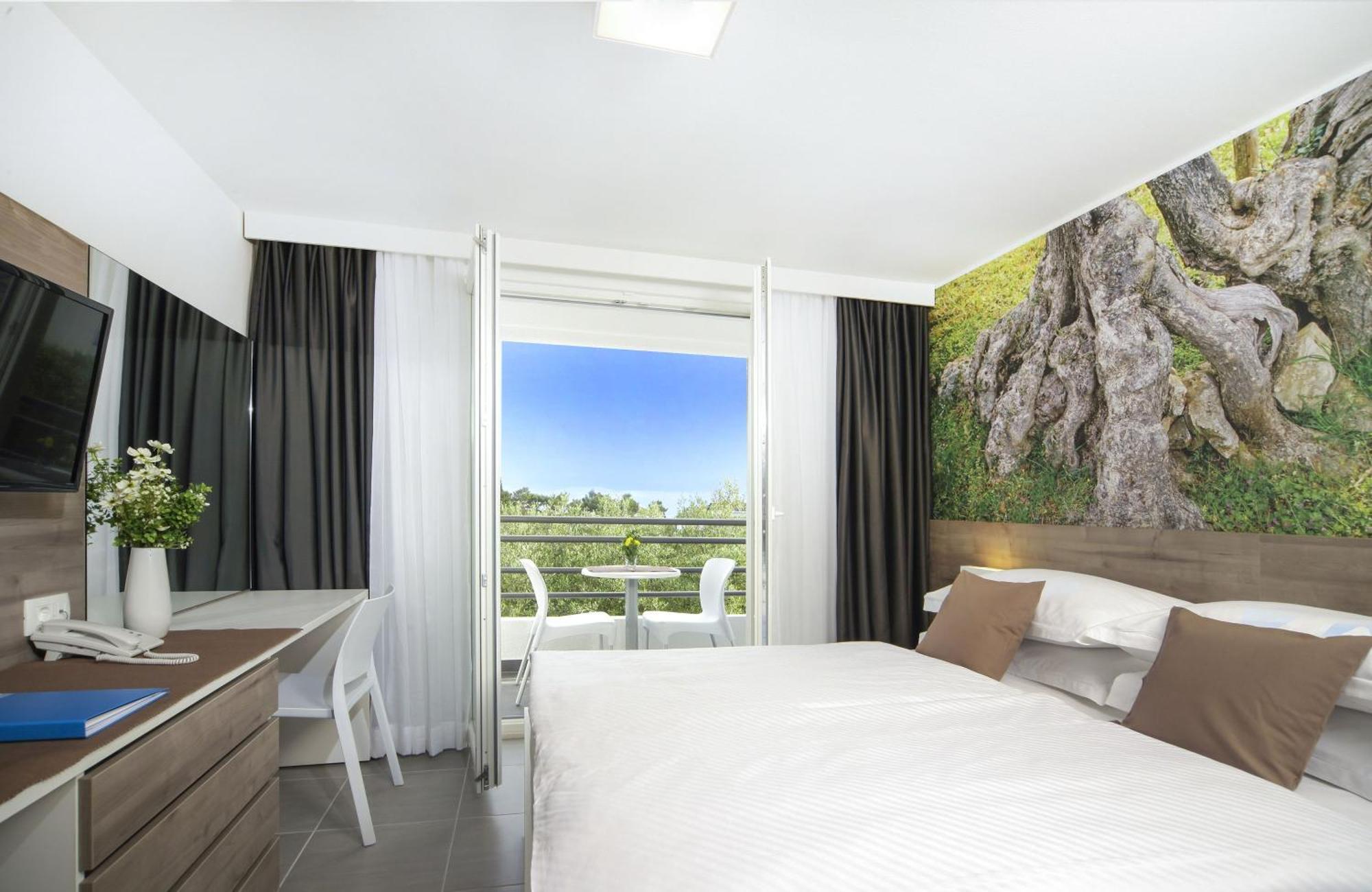 Bluesun Hotel Neptun Tučepi Habitación foto