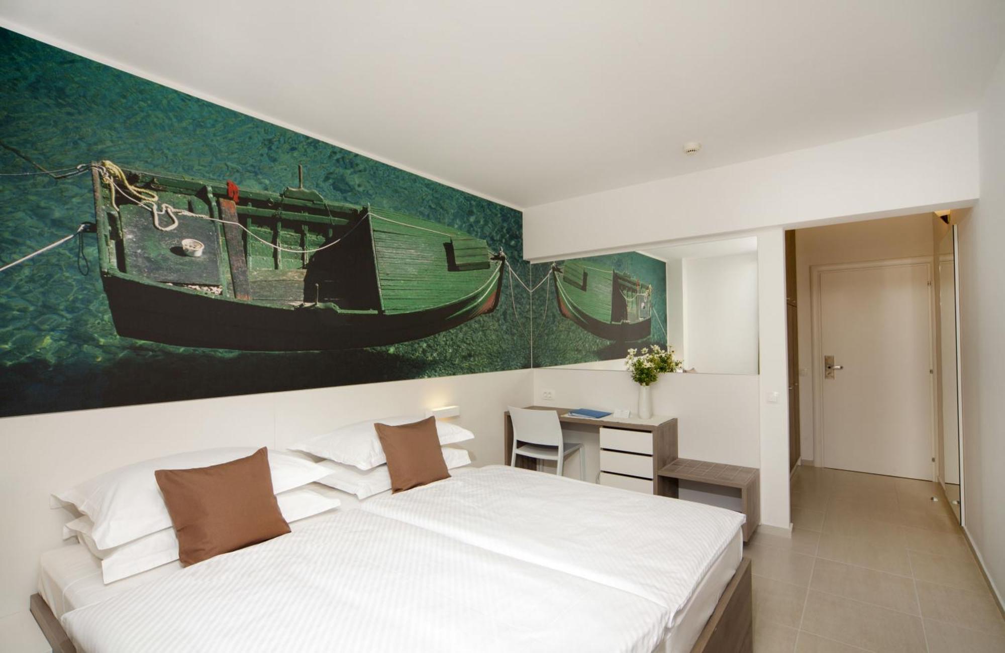 Bluesun Hotel Neptun Tučepi Habitación foto